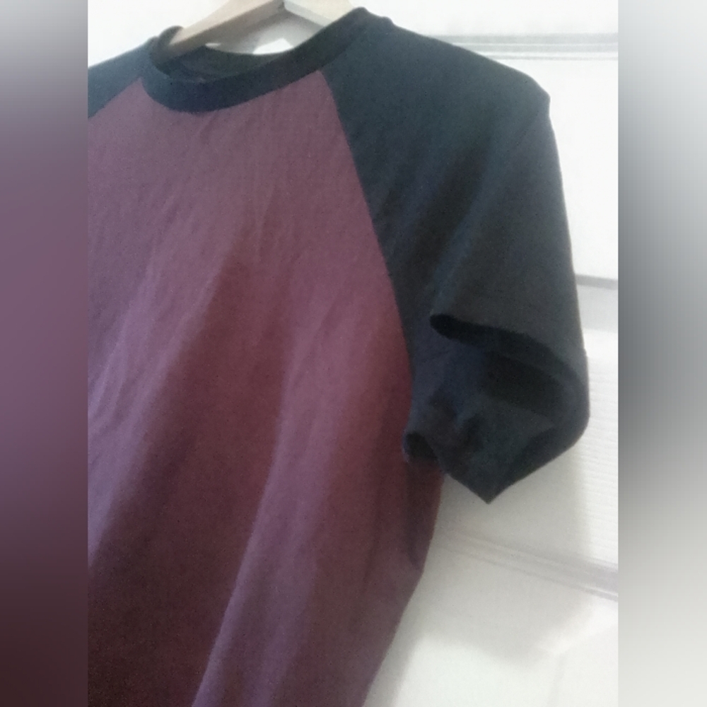 ASOS Design Black & Purple Short Sleeve Tee - Picture 2 of 3